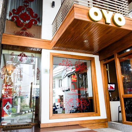 OYO 229 hi quality Bandung Exterior foto