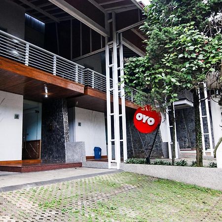 OYO 229 hi quality Bandung Exterior foto