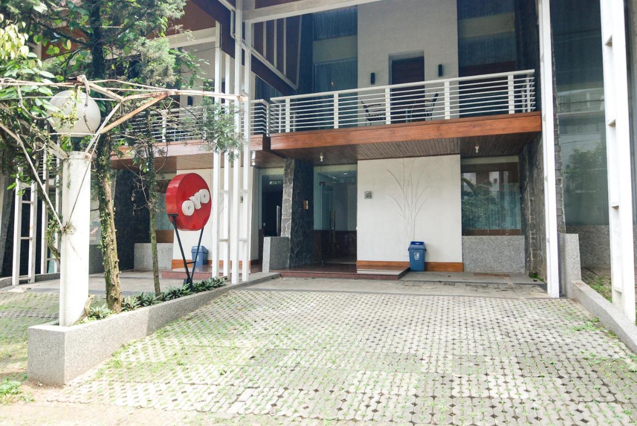 OYO 229 hi quality Bandung Exterior foto