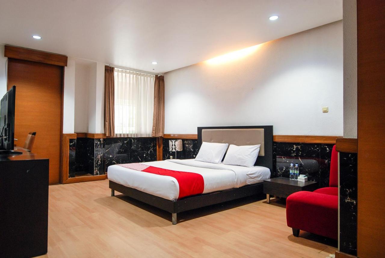 OYO 229 hi quality Bandung Exterior foto