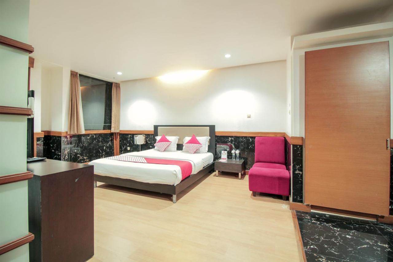 OYO 229 hi quality Bandung Exterior foto