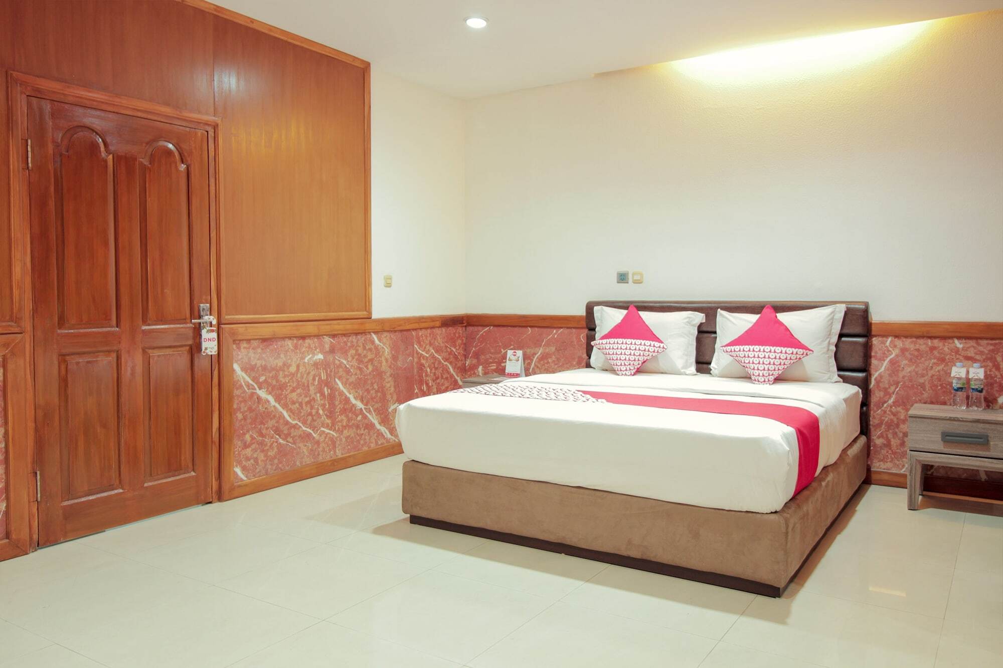 OYO 229 hi quality Bandung Exterior foto