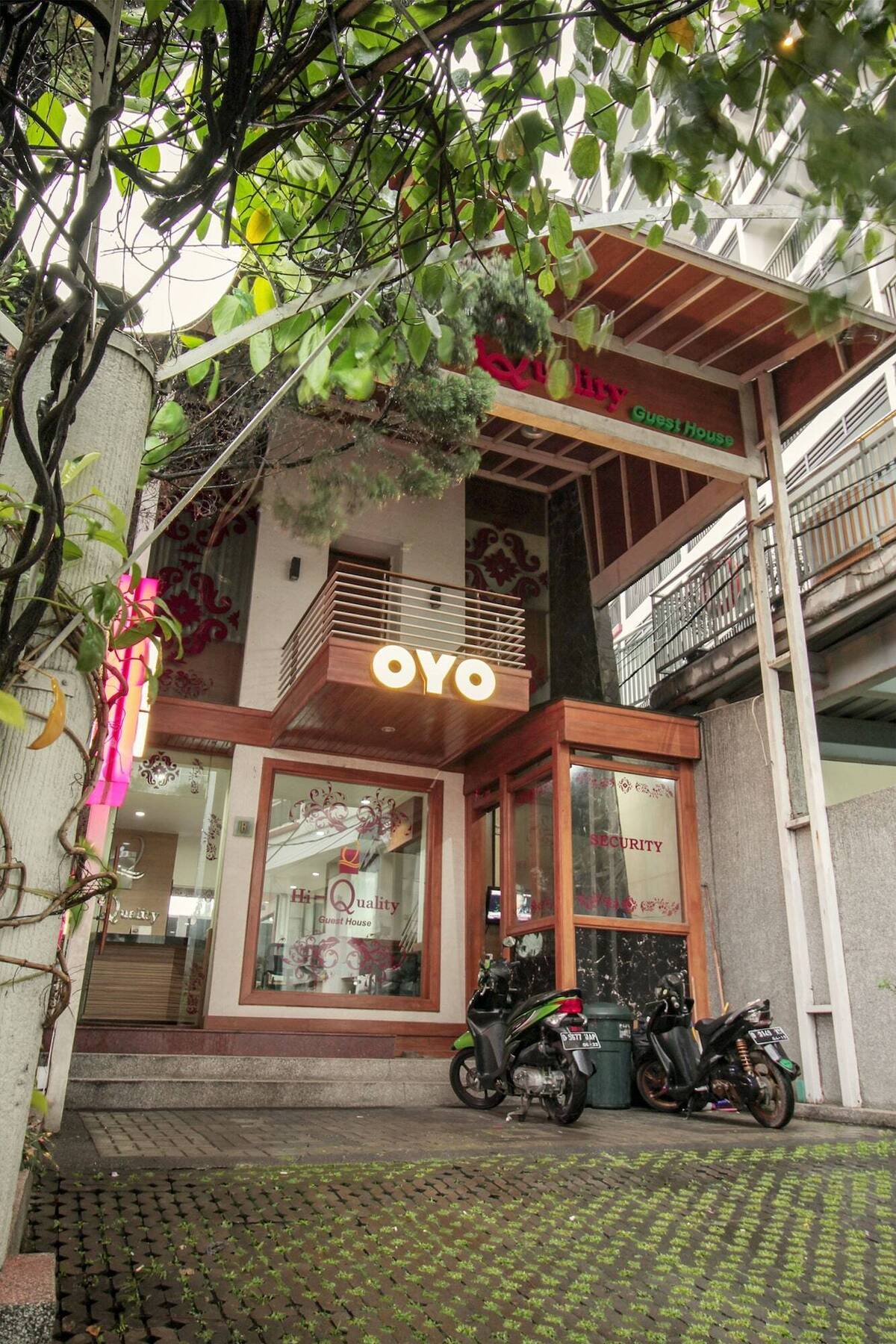 OYO 229 hi quality Bandung Exterior foto