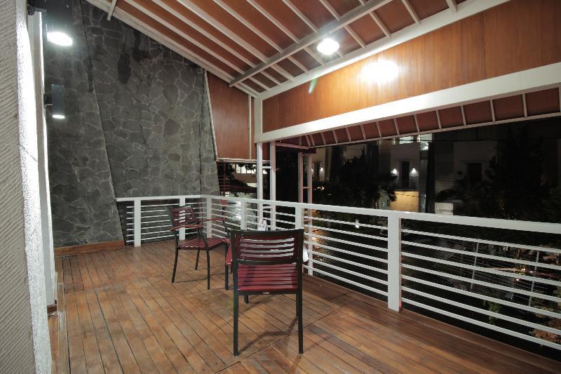OYO 229 hi quality Bandung Exterior foto