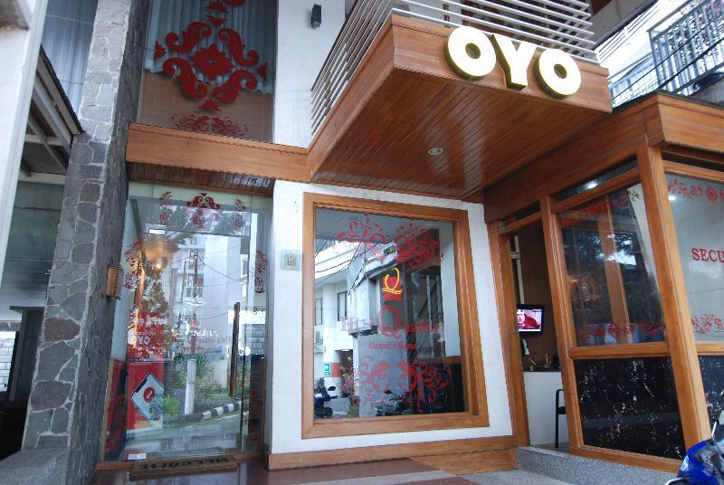 OYO 229 hi quality Bandung Exterior foto
